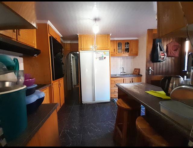 3 BEDROOM FREESTANDING SOLD IN KHUMA